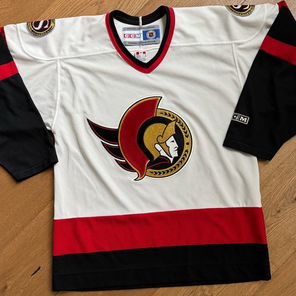 CCM NHL Ottawa Senators Embroidered Vintage 90s Hockey Jersey - Size M - Picture 1 of 15